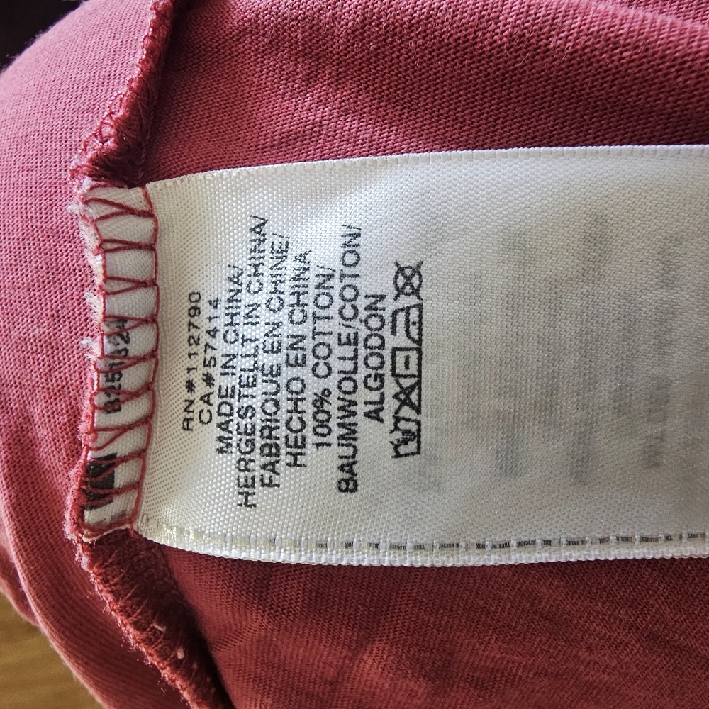 TRUE RELIGION WOMEN"S RED GRAFIT TEE SIZE L - Picture 3 of 6